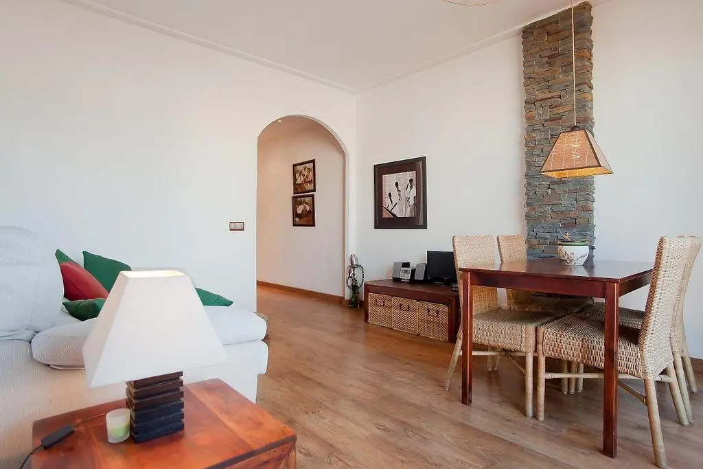 Aparteasy - Atic Sagrada Familia Barcelona 0*,  Spain