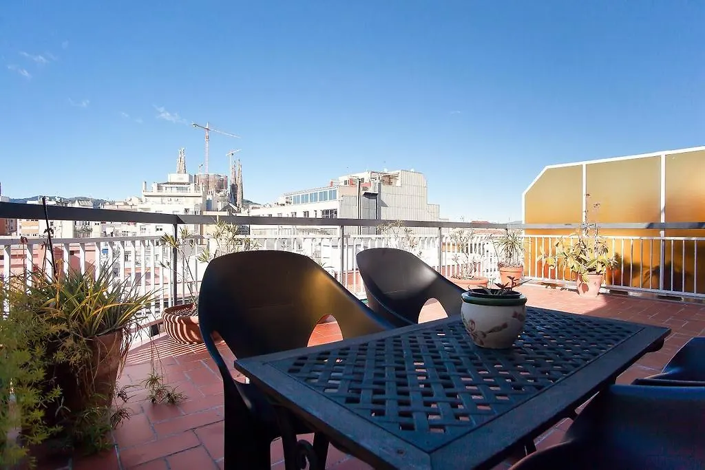 Aparteasy - Atic Sagrada Familia Barcelona
